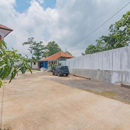 Hotel Reddoorz Syariah @ Tambak Mekar Street Subang Djalantjagak Exteriér fotografie
