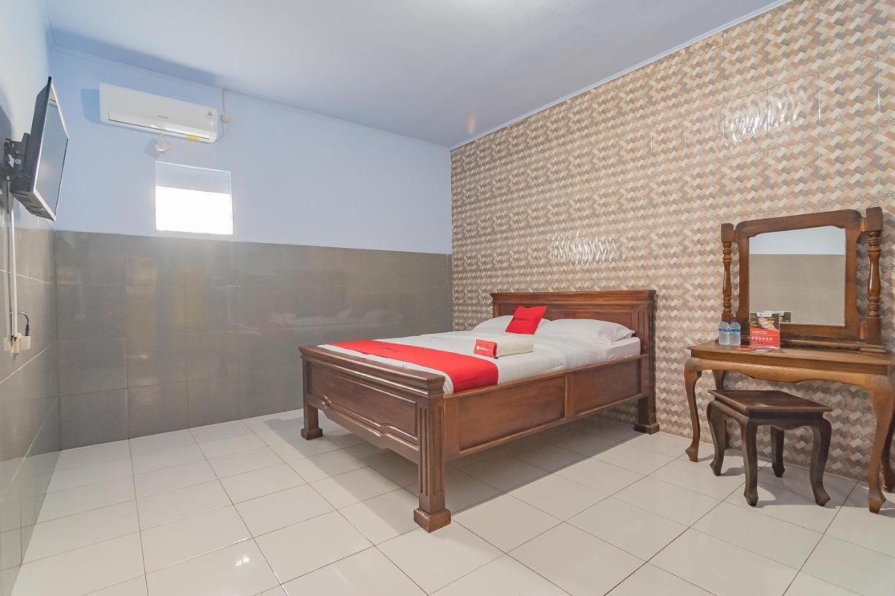 Hotel Reddoorz Syariah @ Tambak Mekar Street Subang Djalantjagak Exteriér fotografie
